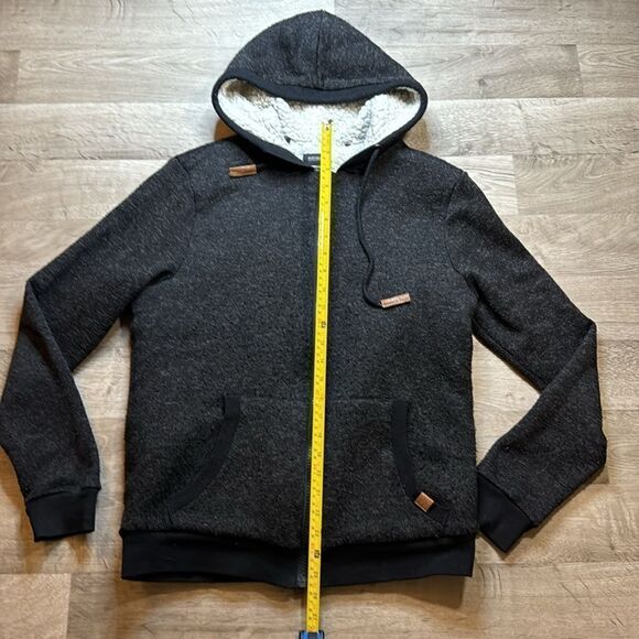 Buffalo David Bitton Warm Jacket. Small. Zip up front. Hoodie. Front pockets. - Picture 4 of 8